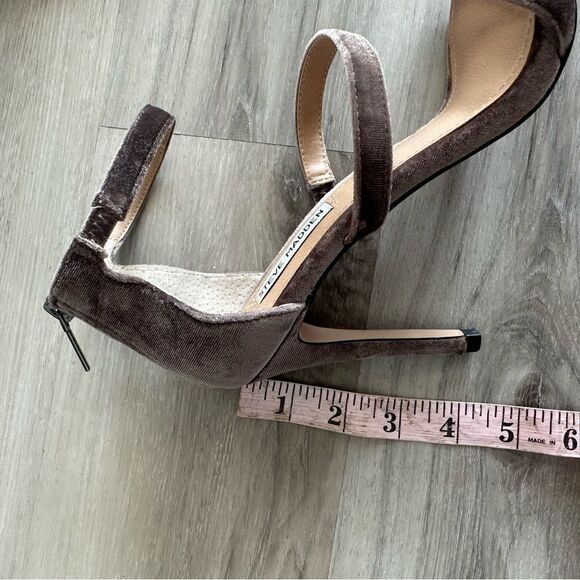 Steve Madden velvet champagne heels 8.5 - Picture 4 of 8